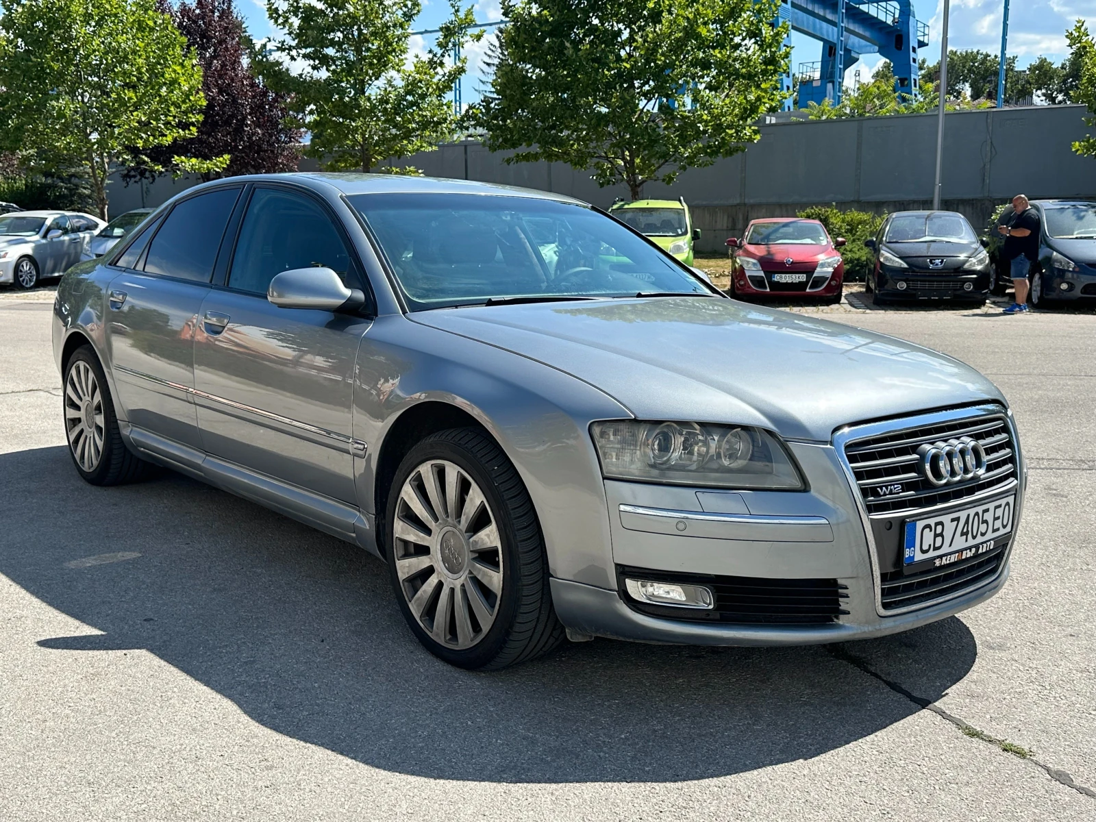 Audi A8 4.2d 326 к.с. - изображение 6