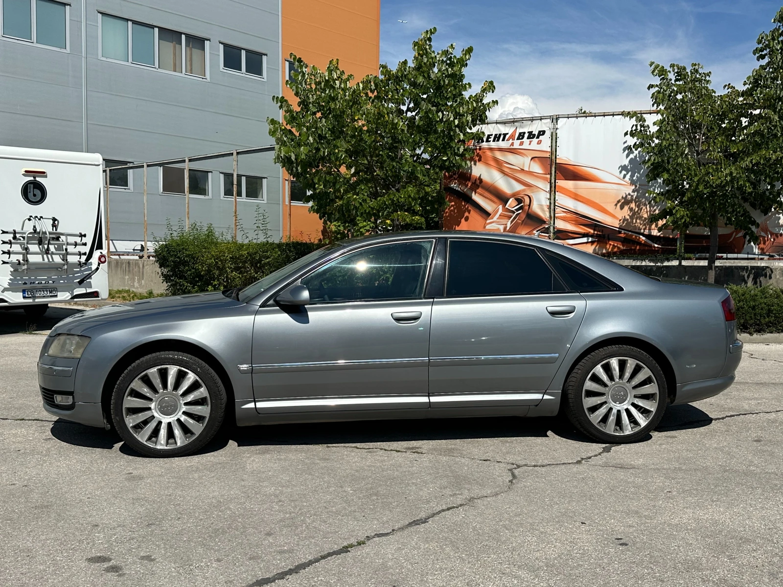 Audi A8 4.2d 326 к.с. - изображение 2