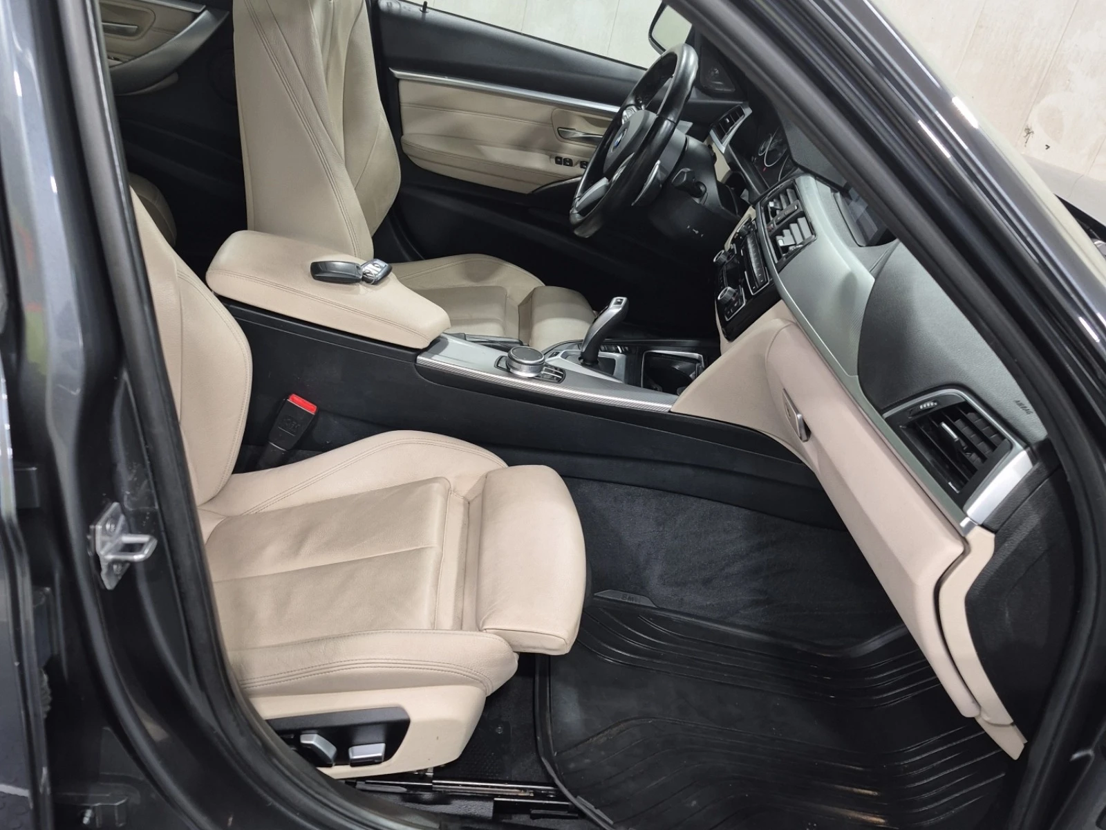 BMW 330 E HYBRID * * M PACK * * CARFAX * * ���� ������ *  | Mobile.bg � ����������� 12