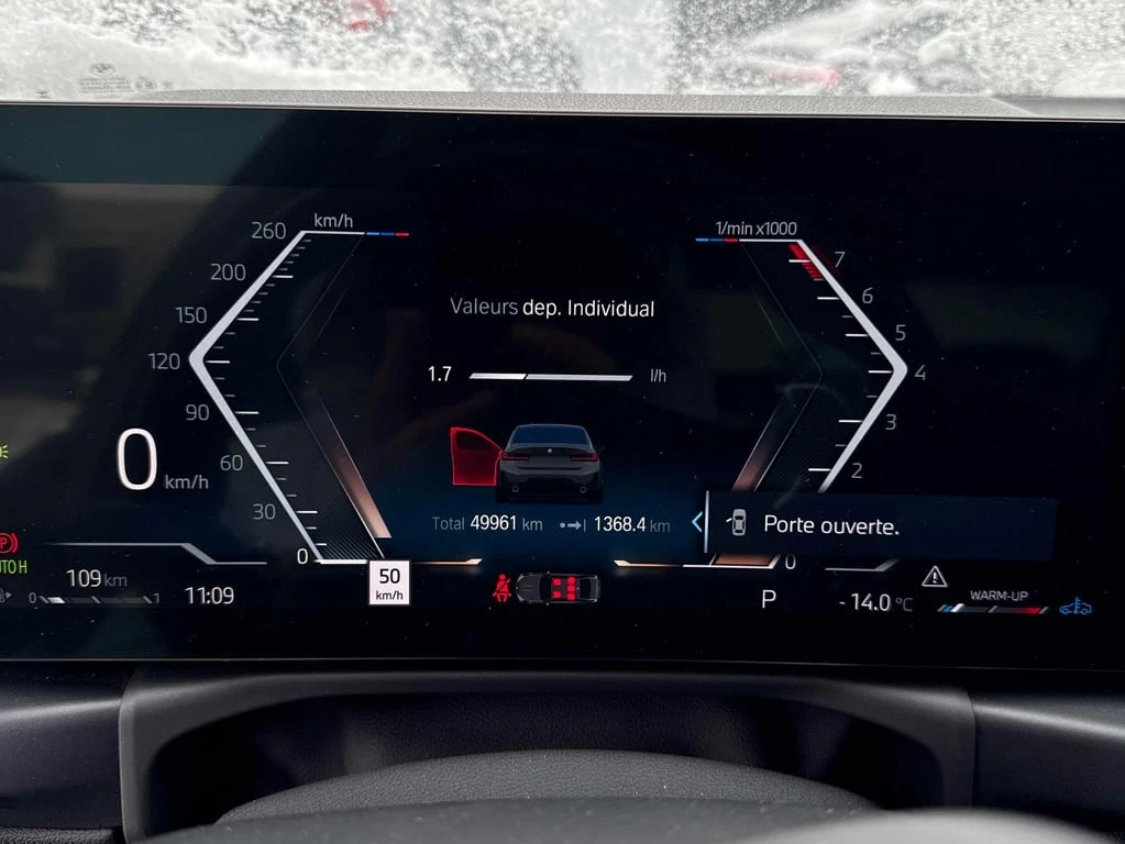 BMW 330  xDrive * CARFAX * MSPORT ПАКЕТ* ЧЕРВЕН ИНТЕРИОР - изображение 8