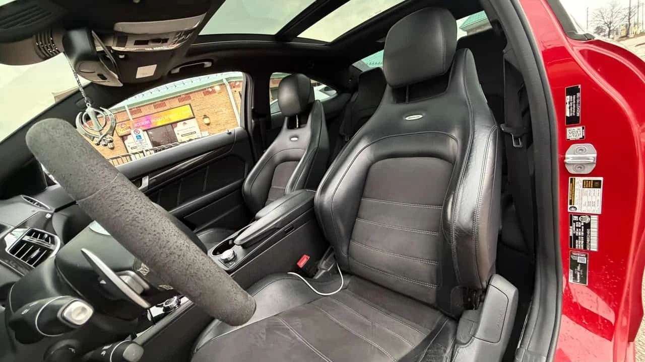 Mercedes-Benz C 63 AMG CARFAX /Кожа/Нави/Подгрев/Панорама/, снимка 7 - Автомобили и джипове - 54129181