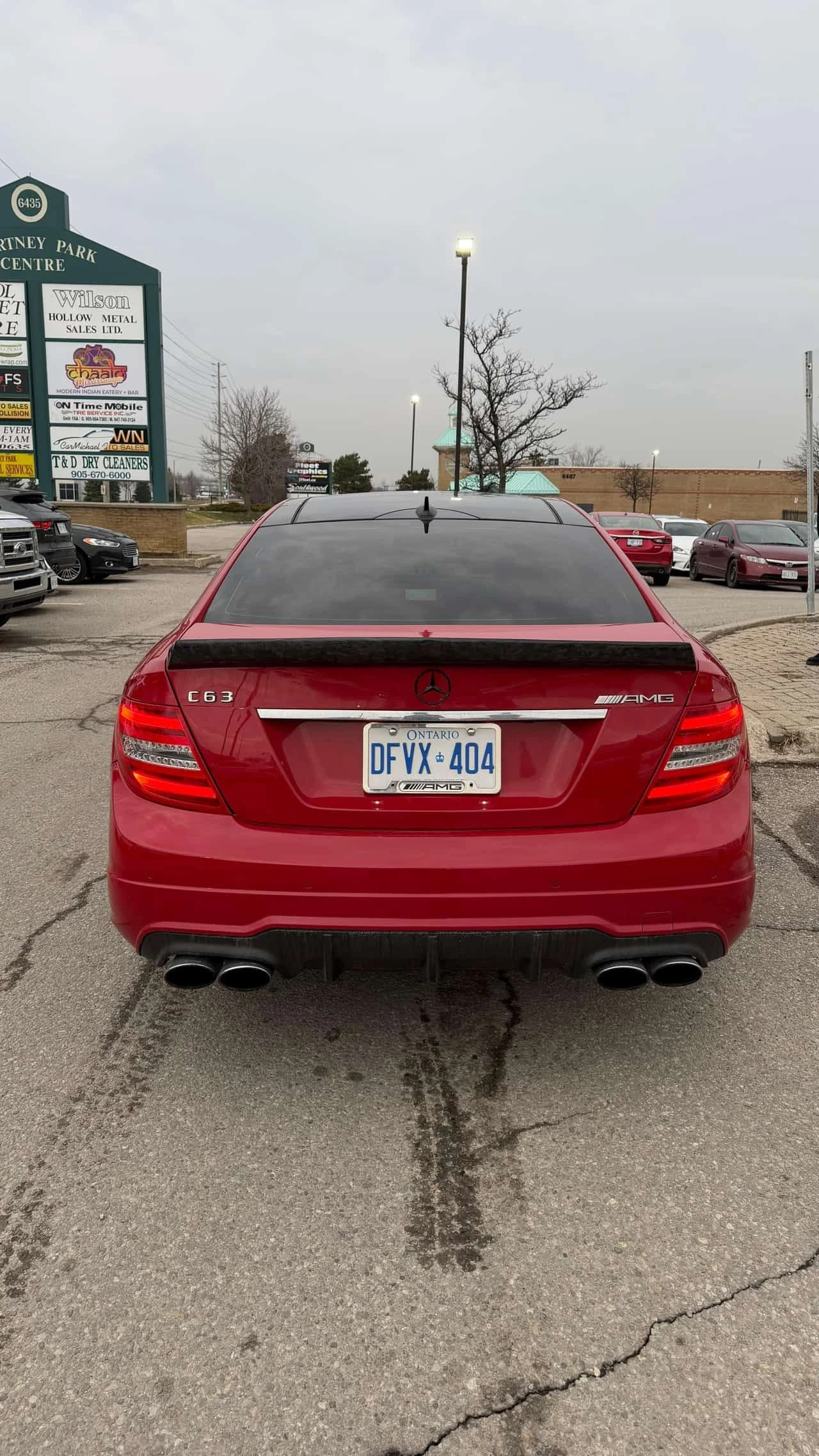 Mercedes-Benz C 63 AMG CARFAX /Кожа/Нави/Подгрев/Панорама/, снимка 6 - Автомобили и джипове - 54129181