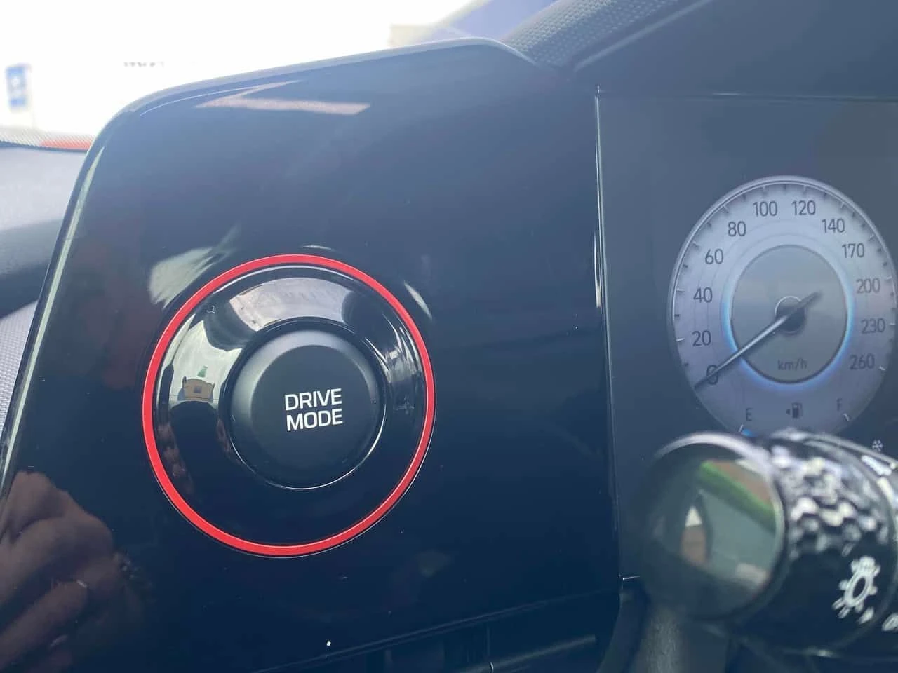 Hyundai Elantra * N Line Ultimate * 2 �����* PANO* KEYLESS* ������ | Mobile.bg � ����������� 12