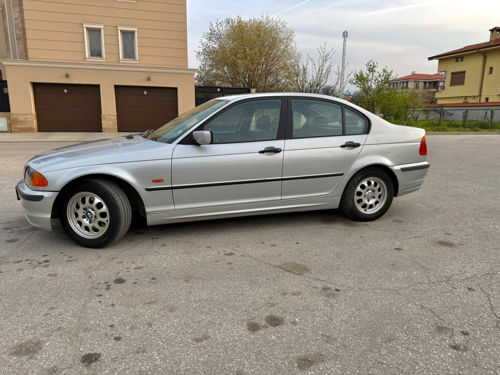 BMW 318, снимка 5 - Автомобили и джипове - 54184291