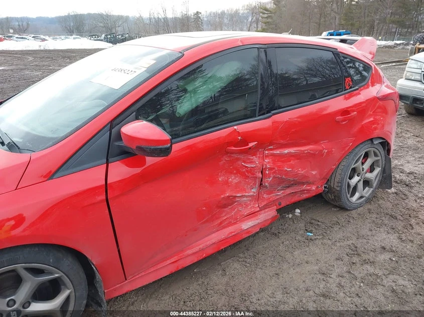 Ford Focus 2.0L I-4 DI, DOHC, VVT, TURBO, 252HP Front Wheel | Mobile.bg � ����������� 6