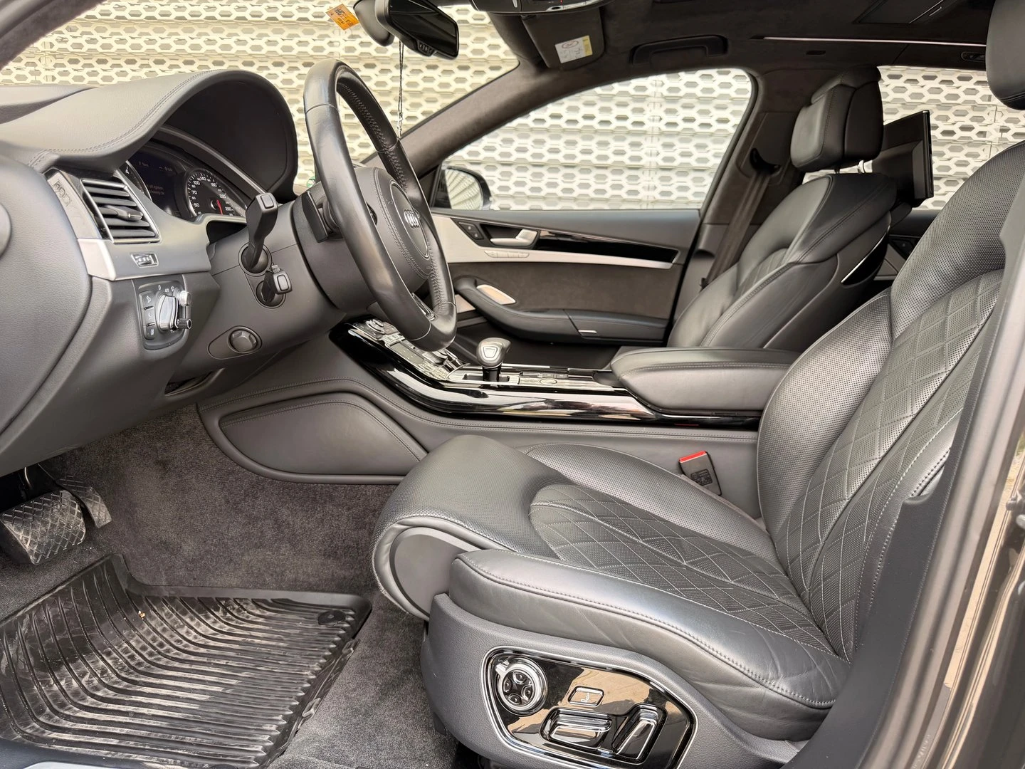 Audi A8 | Mobile.bg � ����������� 8