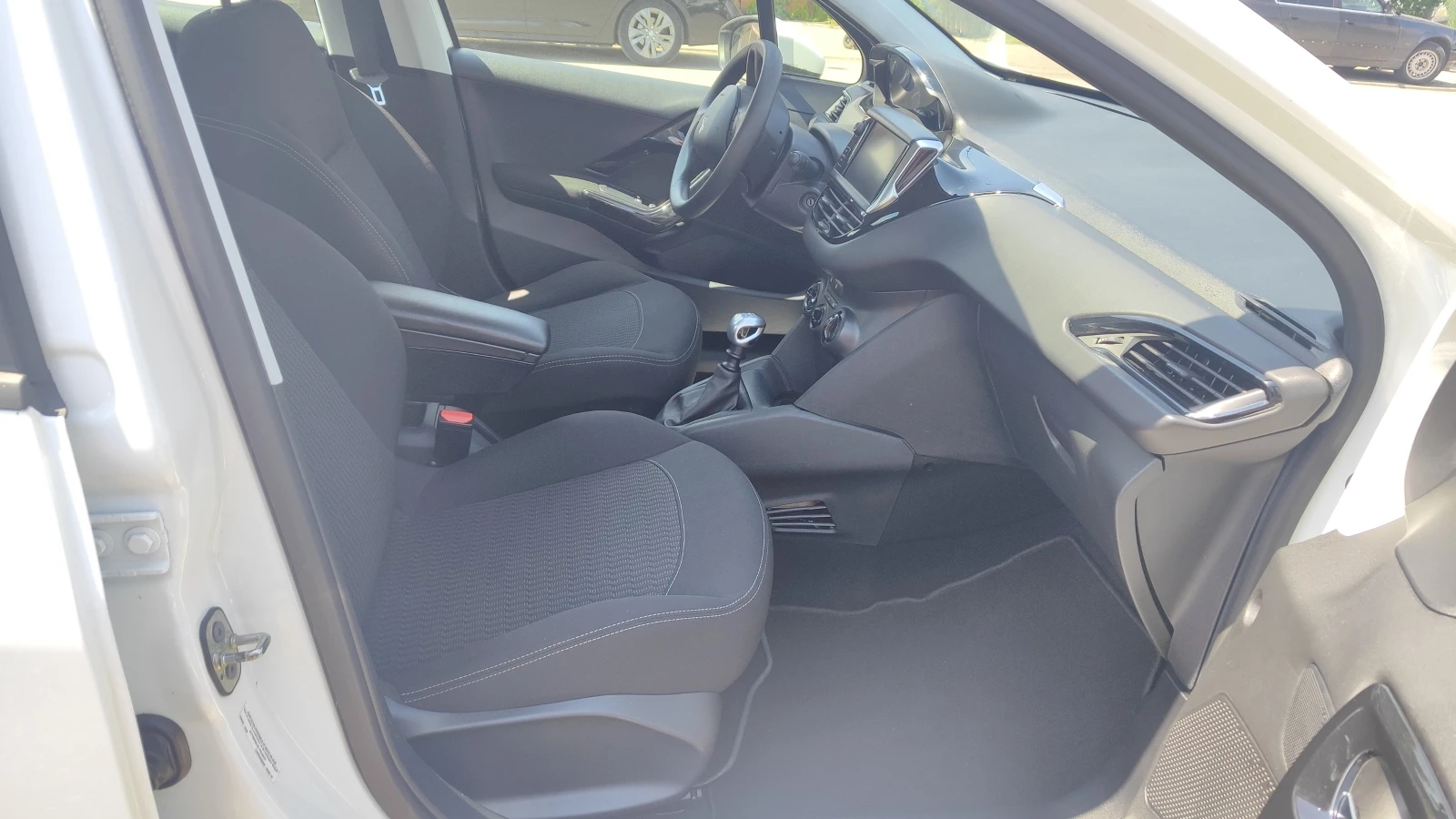 Peugeot 208 1.5 D ��������  | Mobile.bg � ����������� 9