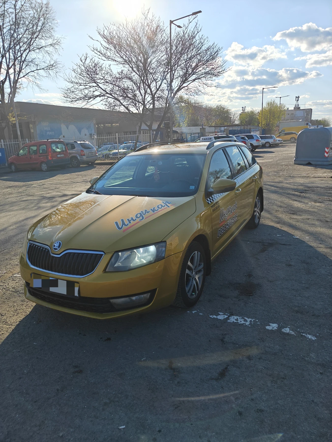 Skoda Octavia 1.6 TDi, снимка 3 - Автомобили и джипове - 54399141