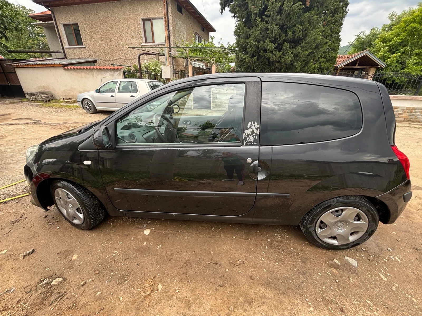 Renault Twingo, снимка 4 - Автомобили и джипове - 54632351