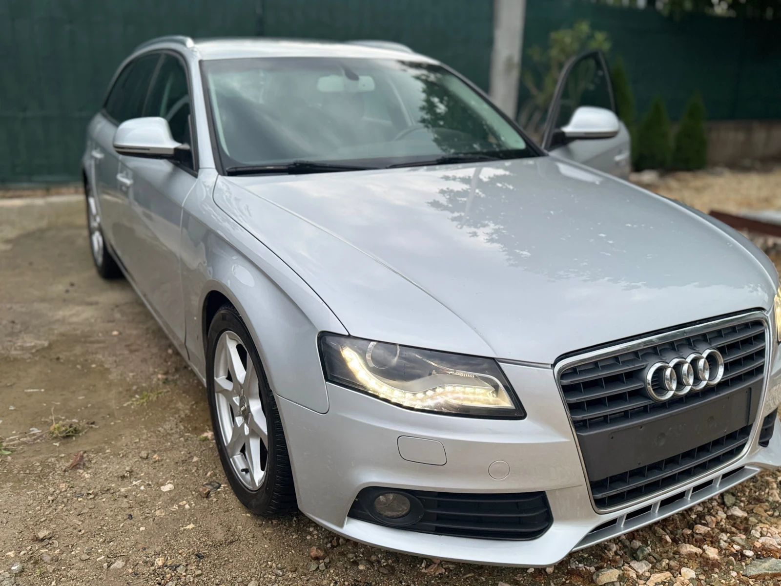 Audi A4 2.0 тди Автоматик* , снимка 6 - Автомобили и джипове - 54804429