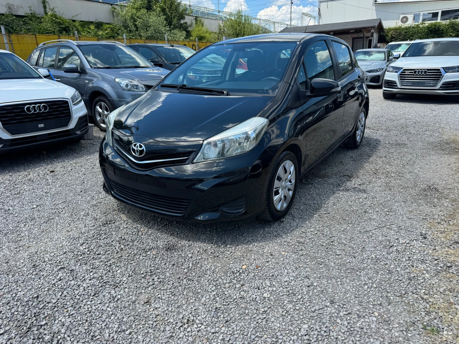 Toyota Yaris NAVI* КАМЕРА* 1.4D4d 90hp* KLIMA* НОВИ ГУМИ