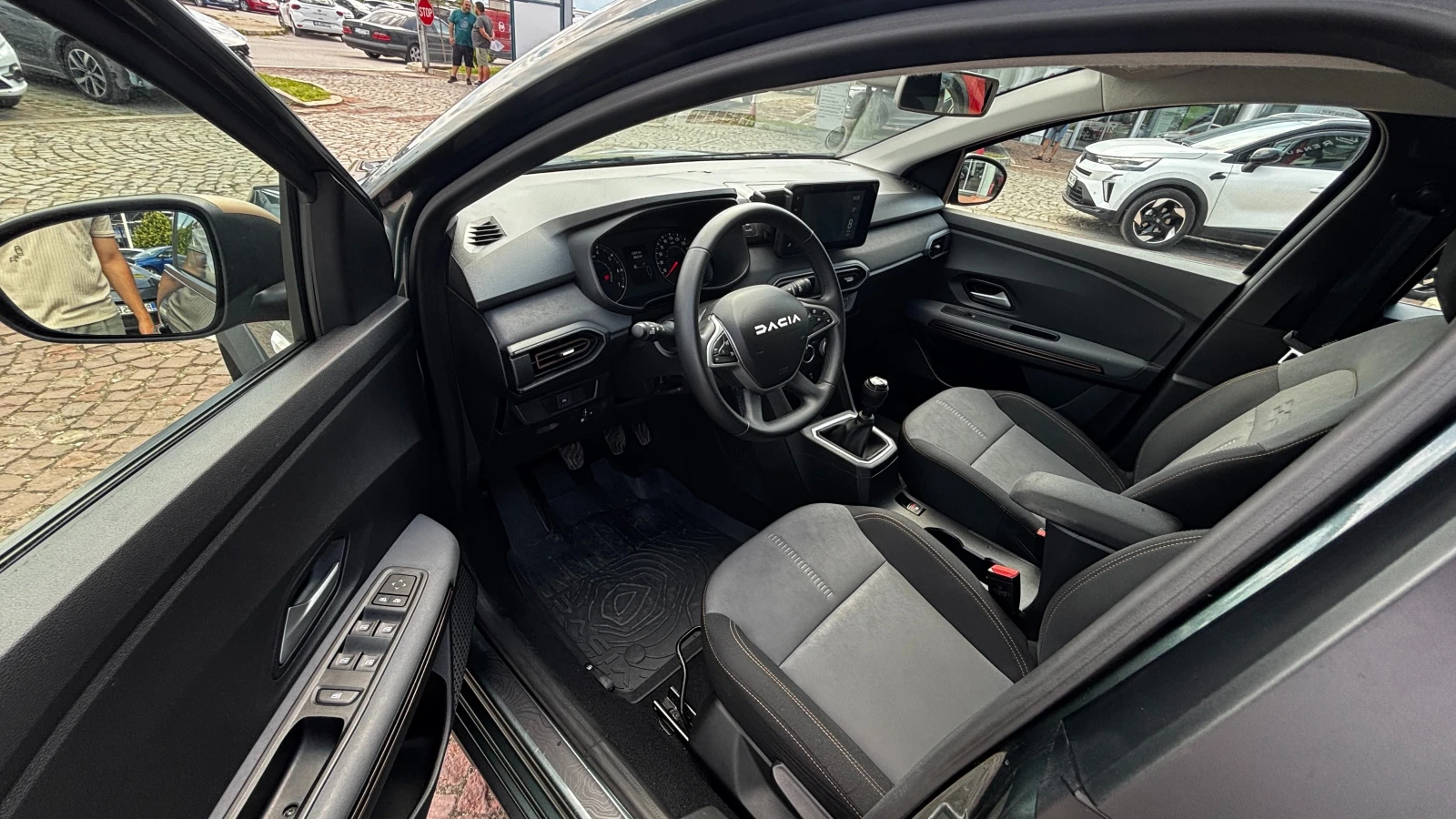 Dacia Sandero TEPWAY ECO-G/100 к.с. LPG, снимка 14 - Автомобили и джипове - 55302159