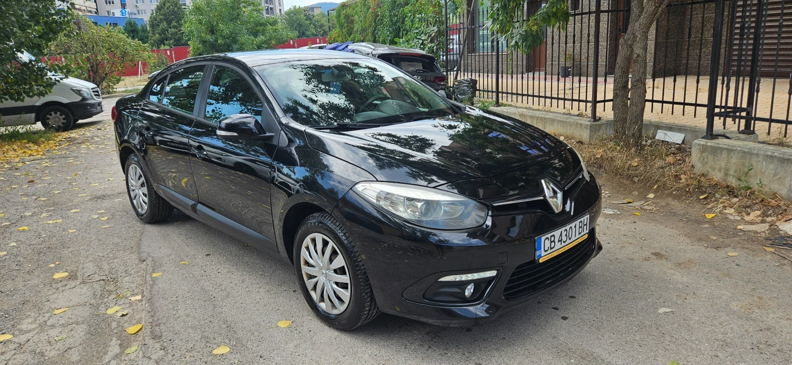 Renault Fluence 1.5 DCI, снимка 3 - Автомобили и джипове - 55596124