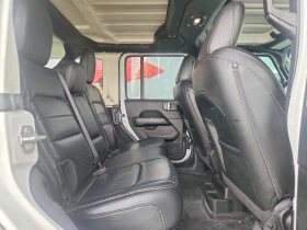 Jeep Wrangler 3.6l Unlimited Sahara, снимка 10