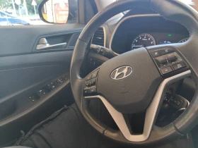 Hyundai Tucson SUV - [6] 