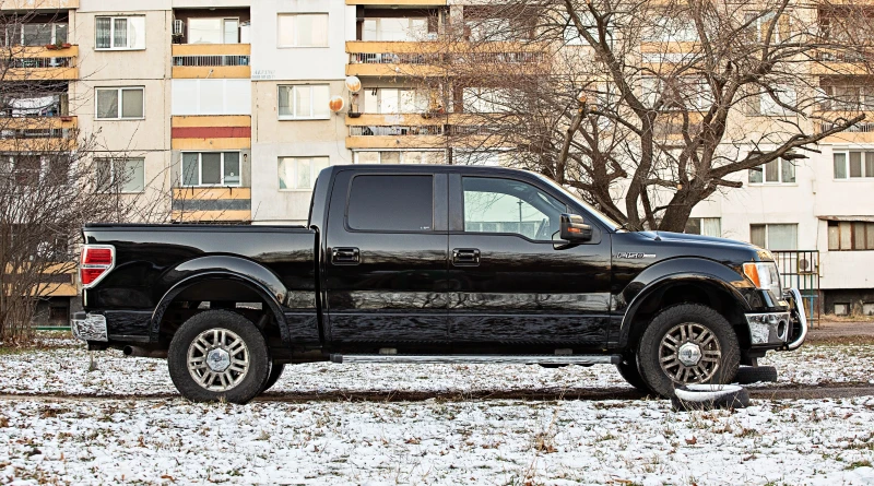 Ford F150 LARIAT, снимка 1 - Автомобили и джипове - 48448580