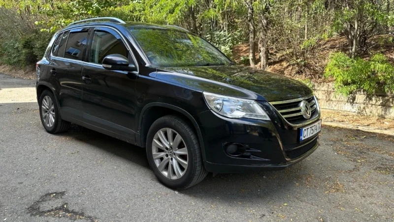 VW Tiguan 2.0, снимка 3 - Автомобили и джипове - 48544286