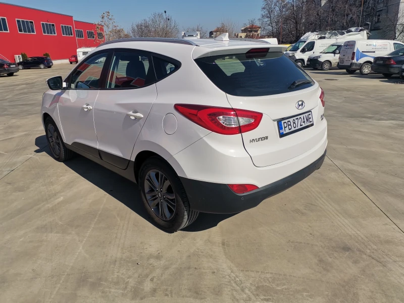 Hyundai IX35 FACE-КОЖА-LED, снимка 3 - Автомобили и джипове - 49387233