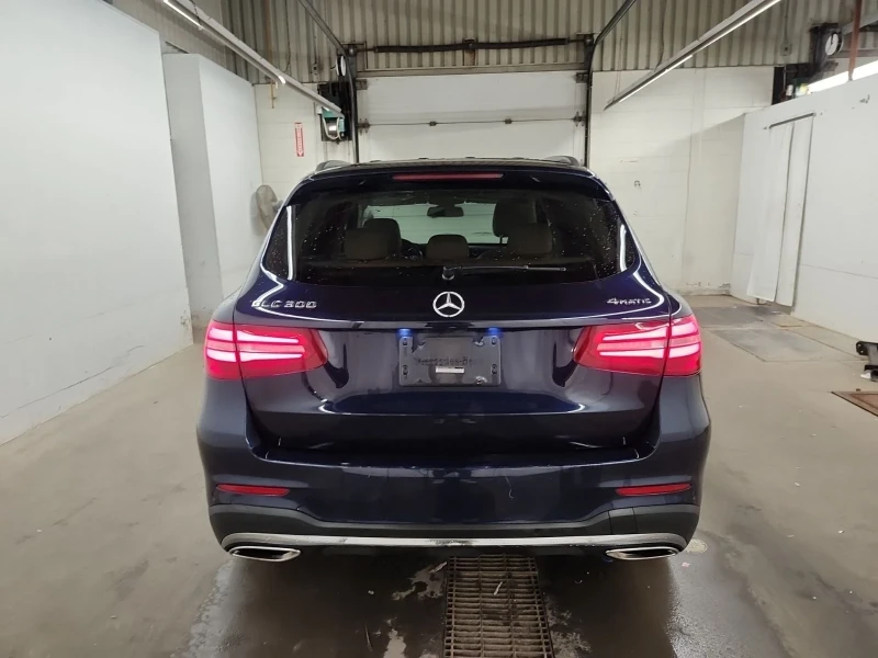 Mercedes-Benz GLC 300 AMG-line* 4M* 360View* Burmester* Подгрев* Пано, снимка 5 - Автомобили и джипове - 52813556