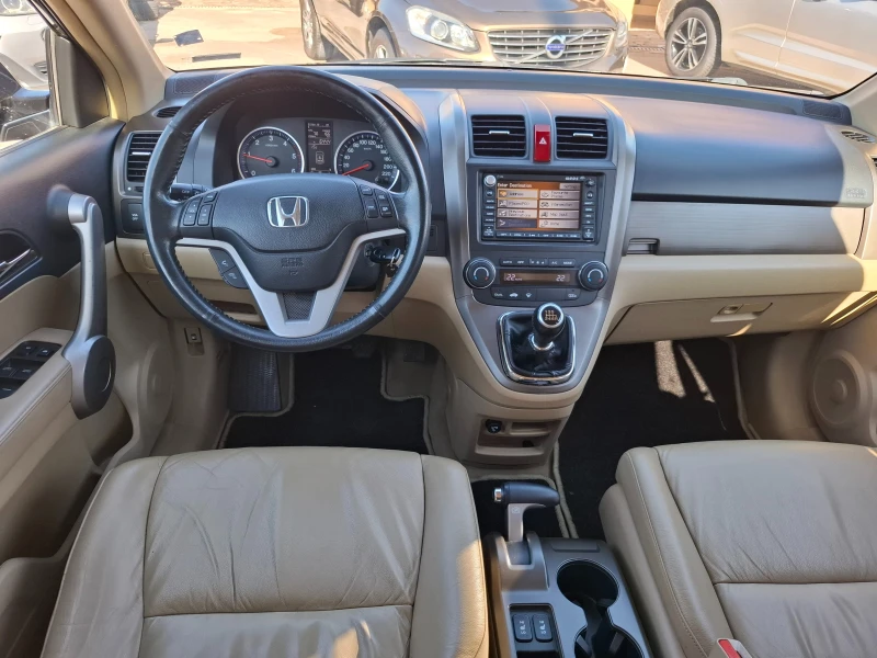 Honda Cr-v 2.2 CTDI NAVI PANORAMA KOJA, снимка 9 - Автомобили и джипове - 52813163