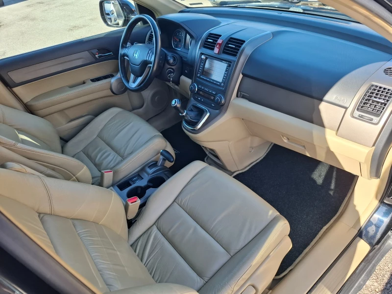 Honda Cr-v 2.2 CTDI NAVI PANORAMA KOJA, снимка 11 - Автомобили и джипове - 52813163