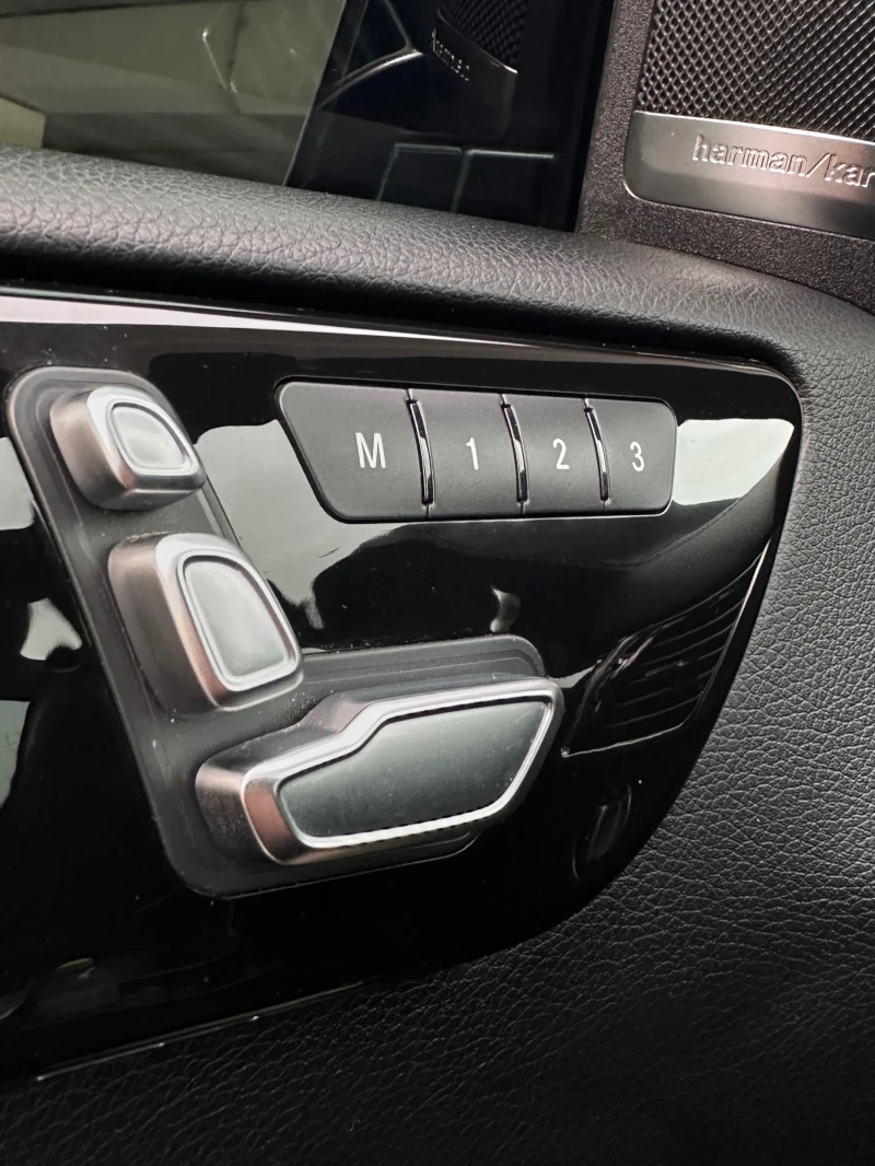 Mercedes-Benz GLS 500, снимка 12 - Автомобили и джипове - 53169993