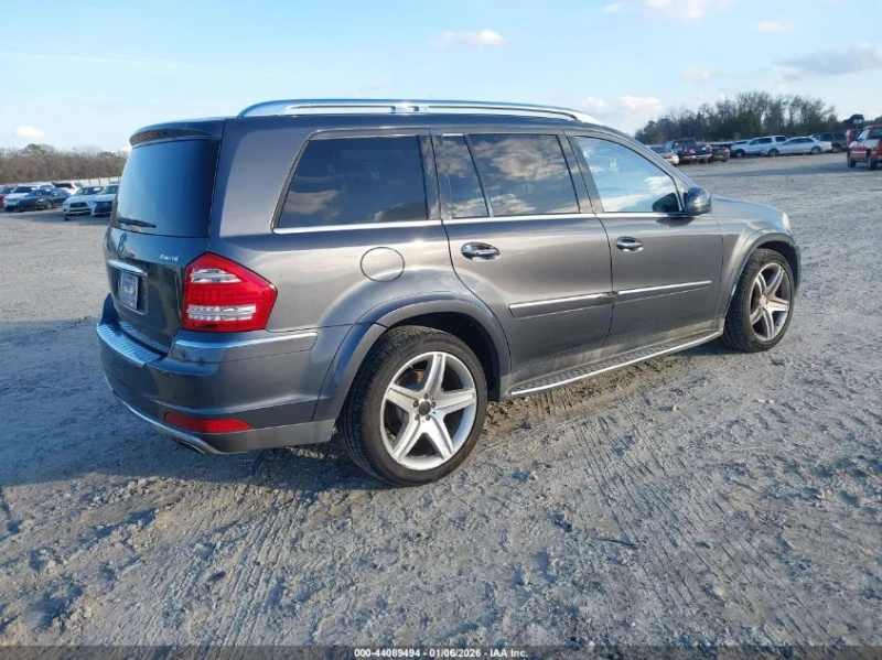 Mercedes-Benz GL 550 5.5l 4Matic, снимка 4 - Автомобили и джипове - 53187254