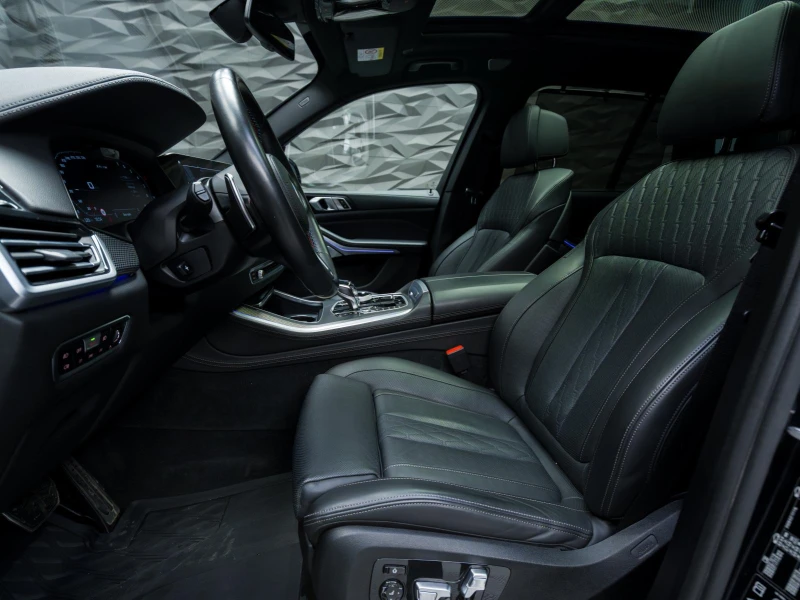 BMW X5 M50i*  M-PACK* B&W* 360* Обдухване, снимка 6 - Автомобили и джипове - 53436933