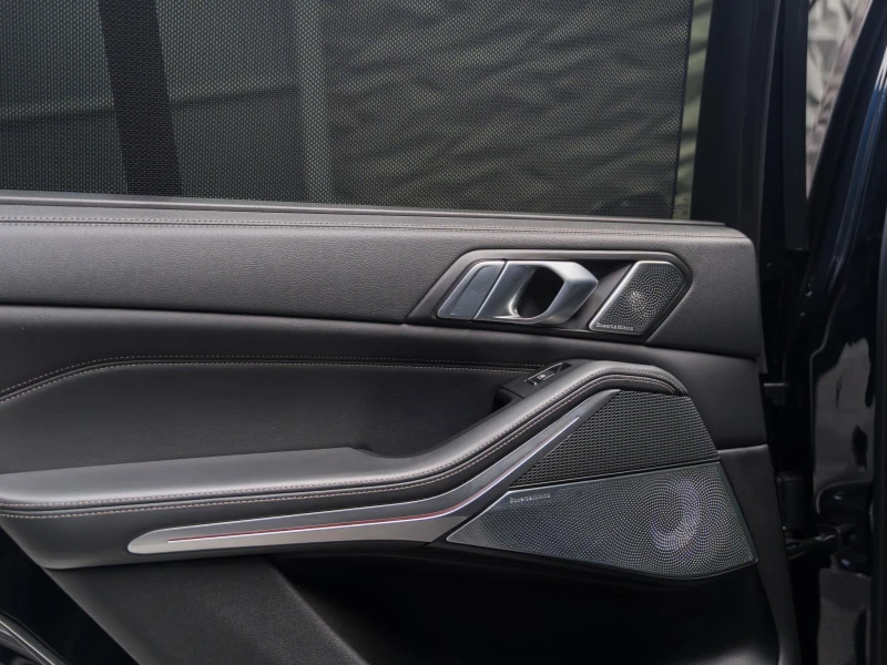 BMW X5 M50i*  M-PACK* B&W* 360* Обдухване, снимка 14 - Автомобили и джипове - 53436933