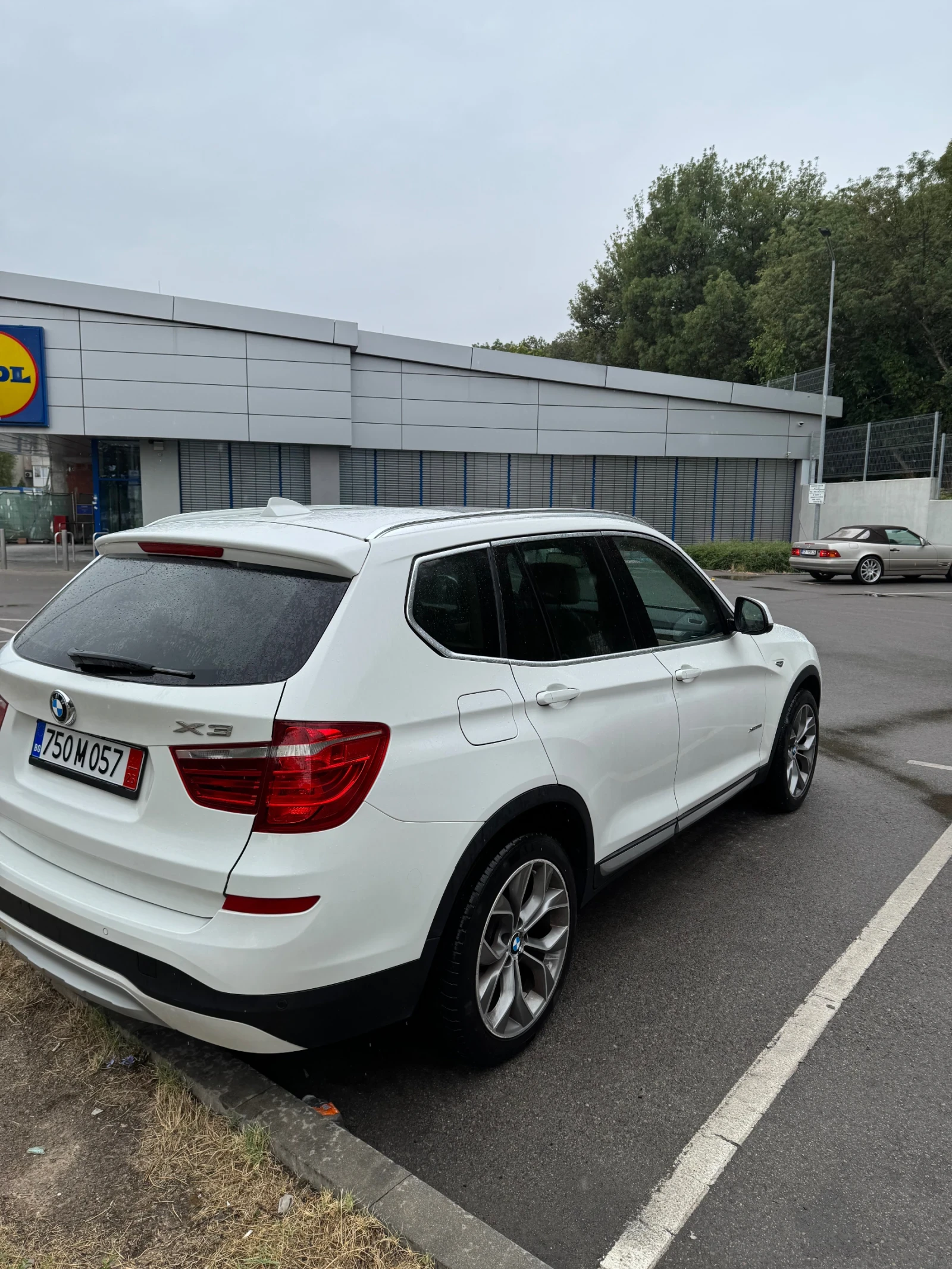 BMW X3 28i Facelift FULL Екстри - изображение 6