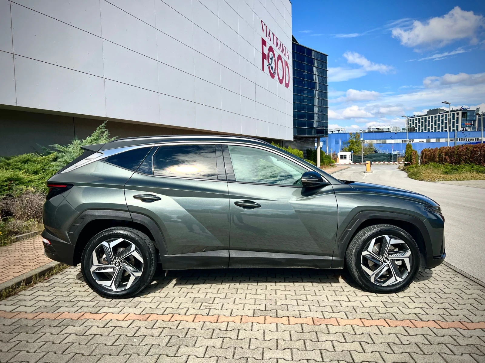 Hyundai Tucson 1.6T-GDI-Hybryd-Exellenc-Лизинг през Уникредит по  - изображение 5
