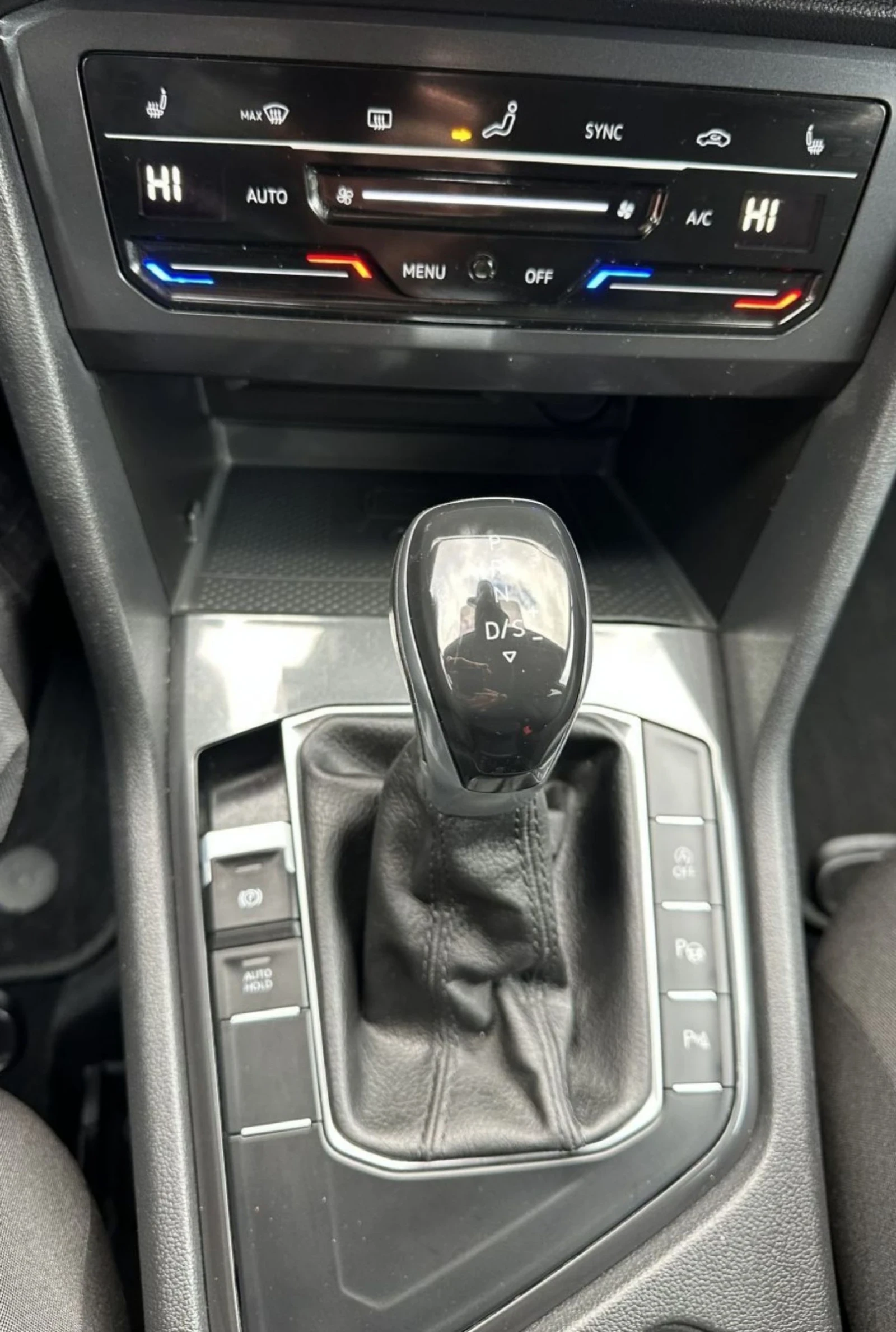 VW Tiguan Allspace 2.0TDI.110KW.LED.NAVI.KAMERA - изображение 7