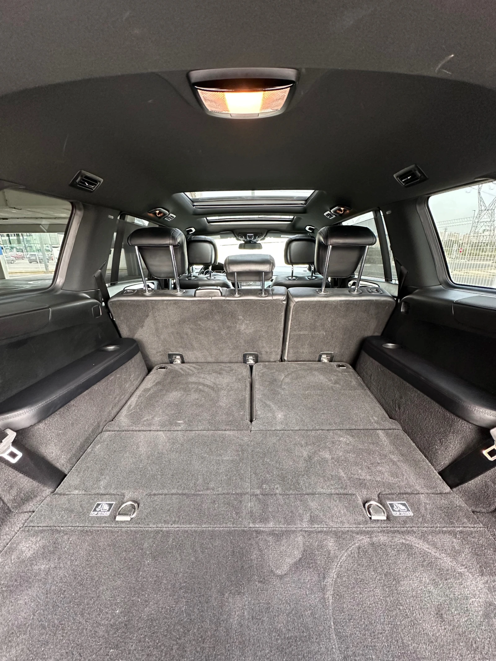 Mercedes-Benz GLS 500  - изображение 10