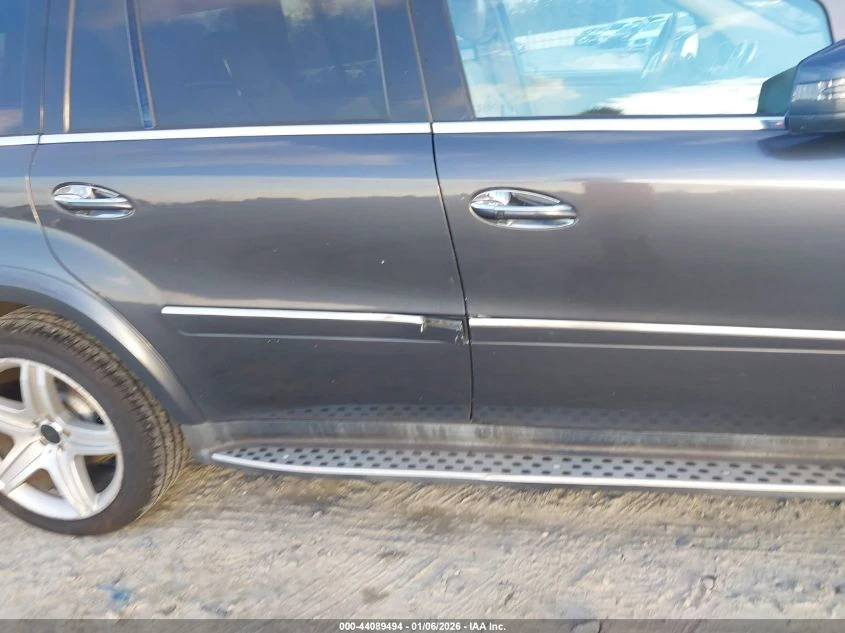 Mercedes-Benz GL 550 5.5l 4Matic - изображение 6