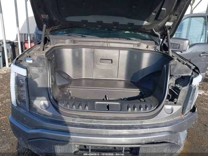 Ford F150 LIGHTNING LARIAT | ЦЕНА ДО БЪЛГАРИЯ | , снимка 9 - Автомобили и джипове - 53937368