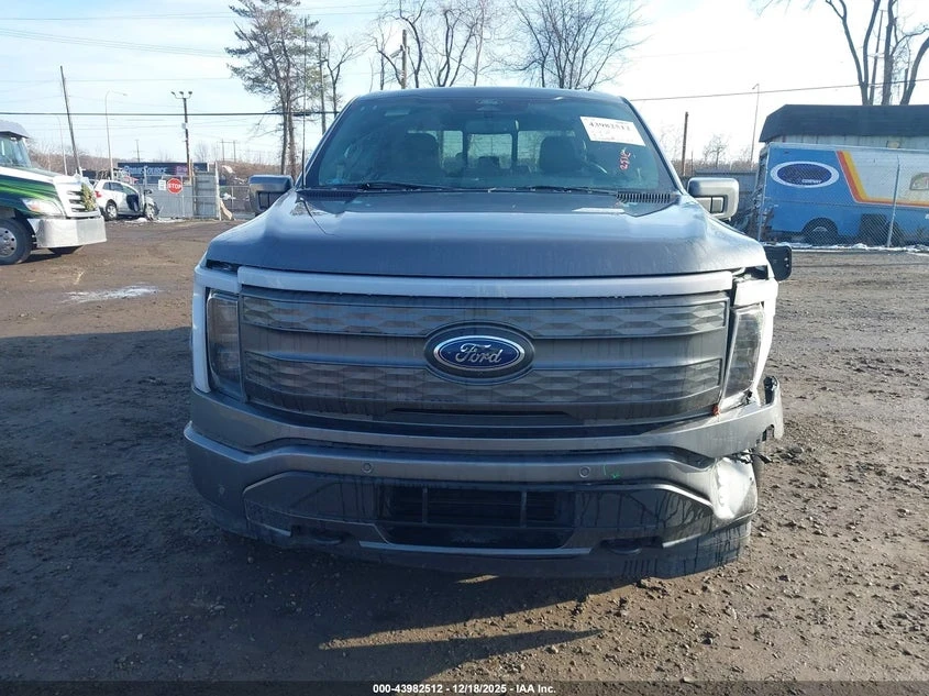 Ford F150 LIGHTNING LARIAT | ЦЕНА ДО БЪЛГАРИЯ | , снимка 11 - Автомобили и джипове - 53937368