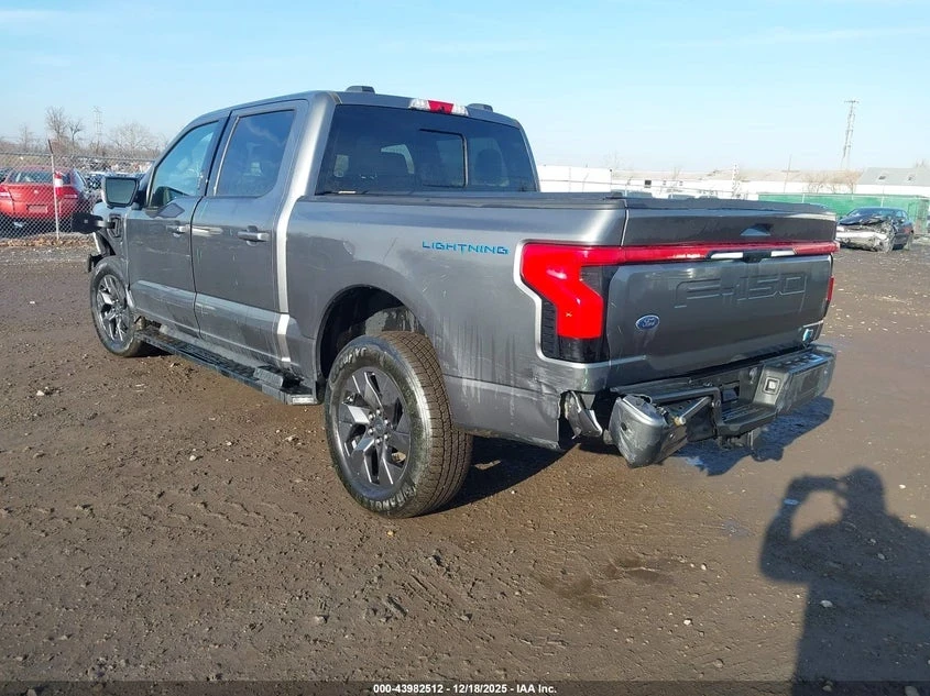 Ford F150 LIGHTNING LARIAT | ЦЕНА ДО БЪЛГАРИЯ | , снимка 3 - Автомобили и джипове - 53937368