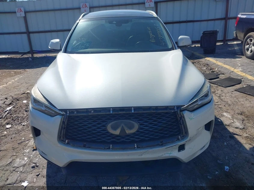 Infiniti QX50 2.0l Luxe, снимка 12 - Автомобили и джипове - 54141507