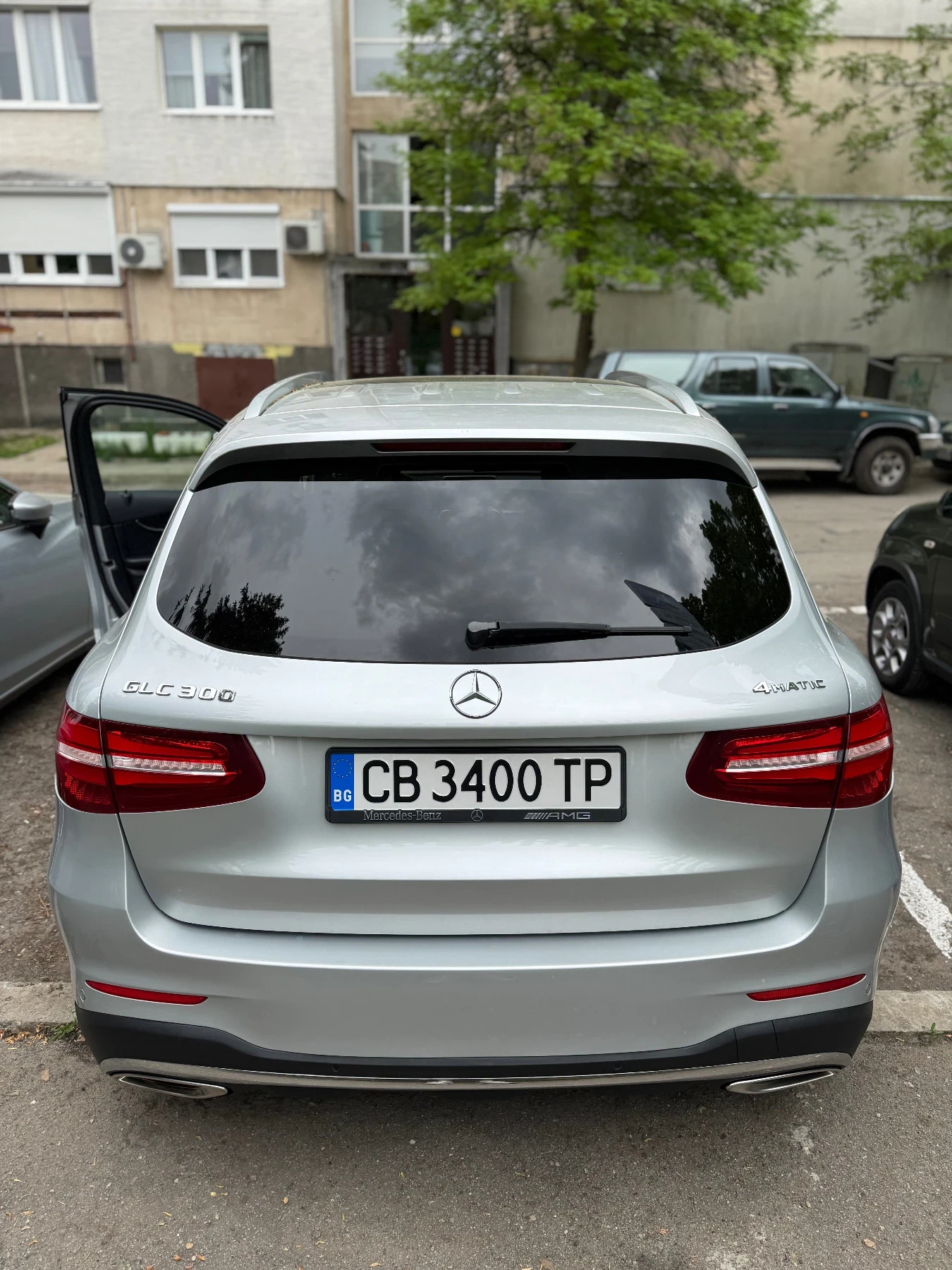 Mercedes-Benz GLC 300, снимка 4 - Автомобили и джипове - 54496090