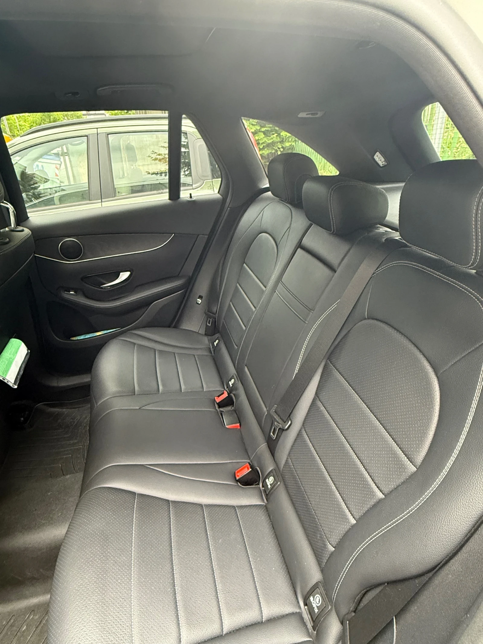 Mercedes-Benz GLC 300, снимка 9 - Автомобили и джипове - 54496090