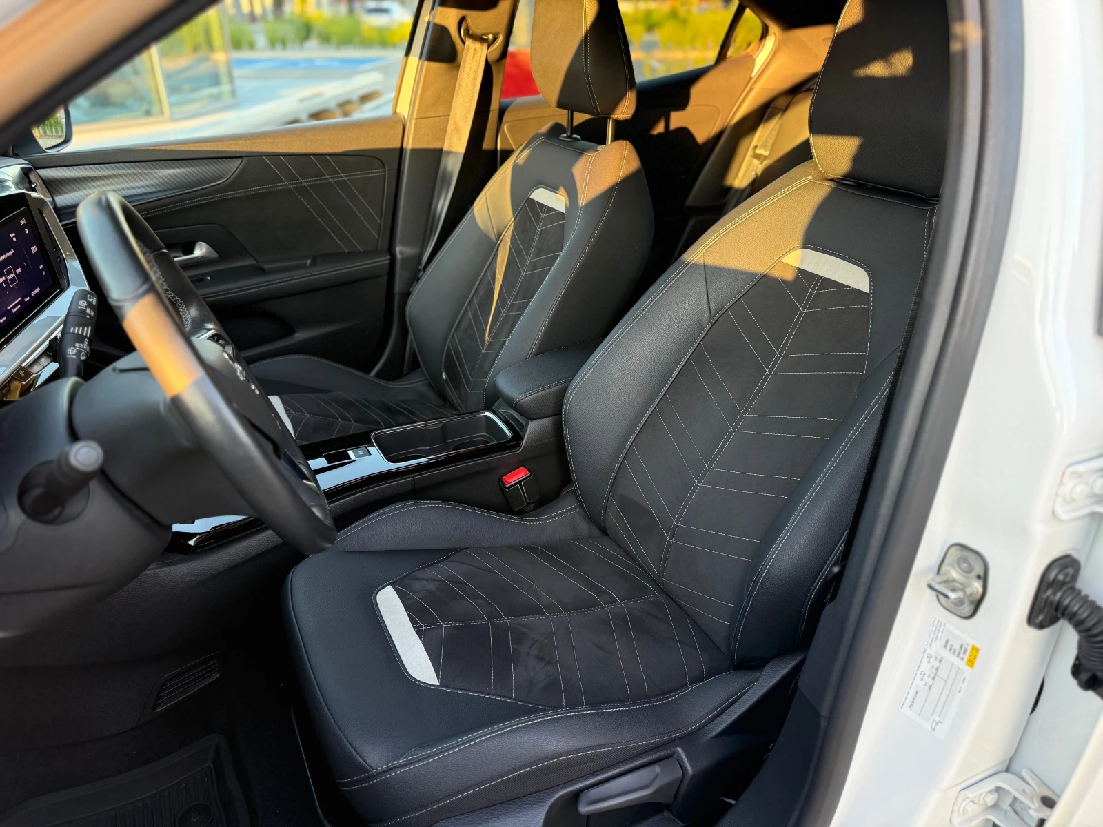 Opel Mokka Ultimate Intelli-Lux LED, снимка 5 - Автомобили и джипове - 55483251