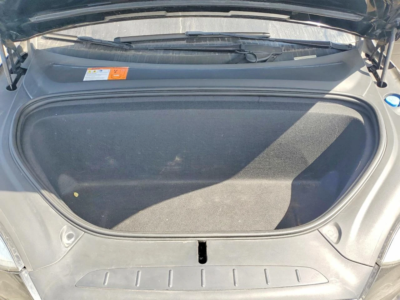 Tesla Model X, снимка 12 - Автомобили и джипове - 55893385