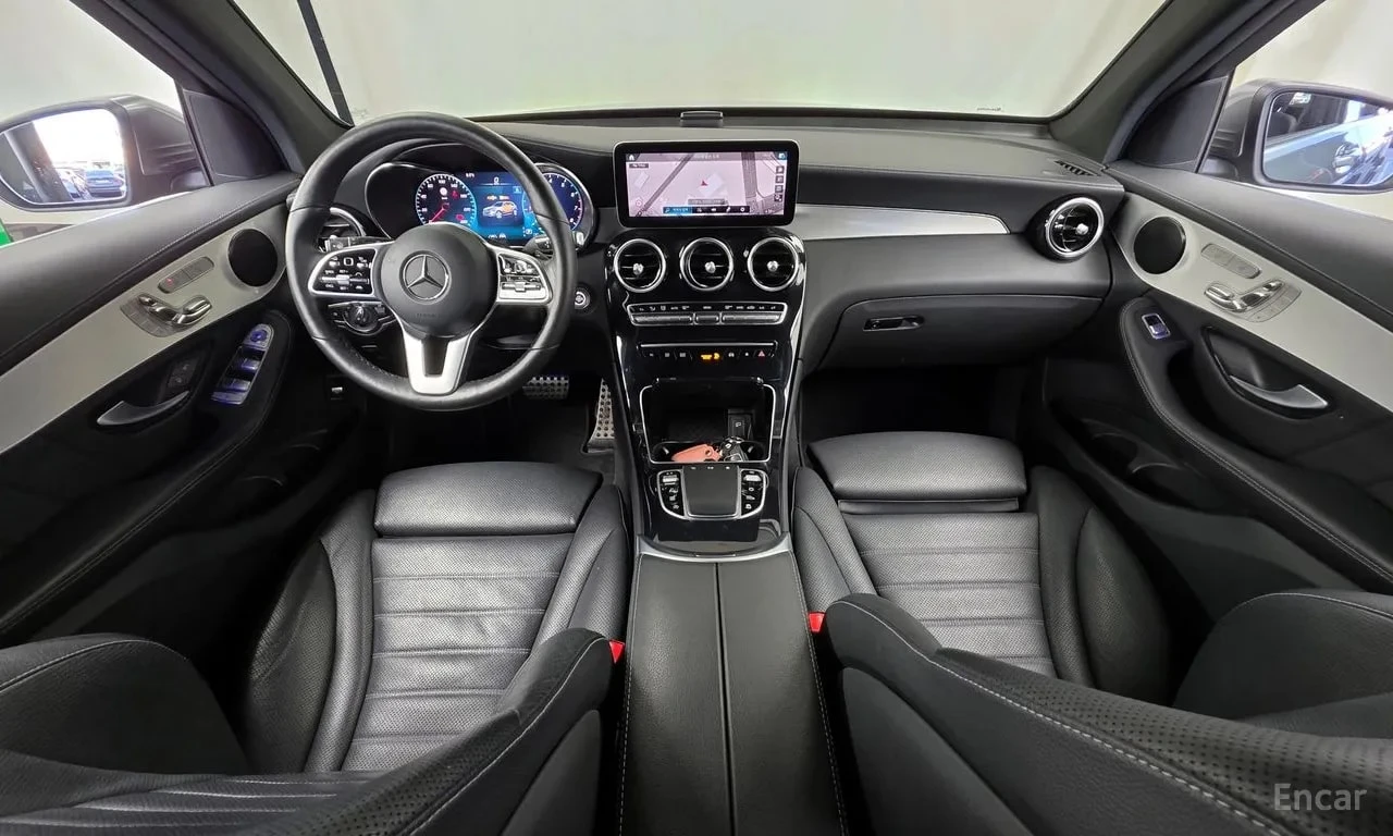 Mercedes-Benz GLC 4MATIC Premium/ХЕДЪП/ДИСТРОНИК/ДИГ.КМ./ПОДГРЕВ/, снимка 7 - Автомобили и джипове - 56081340