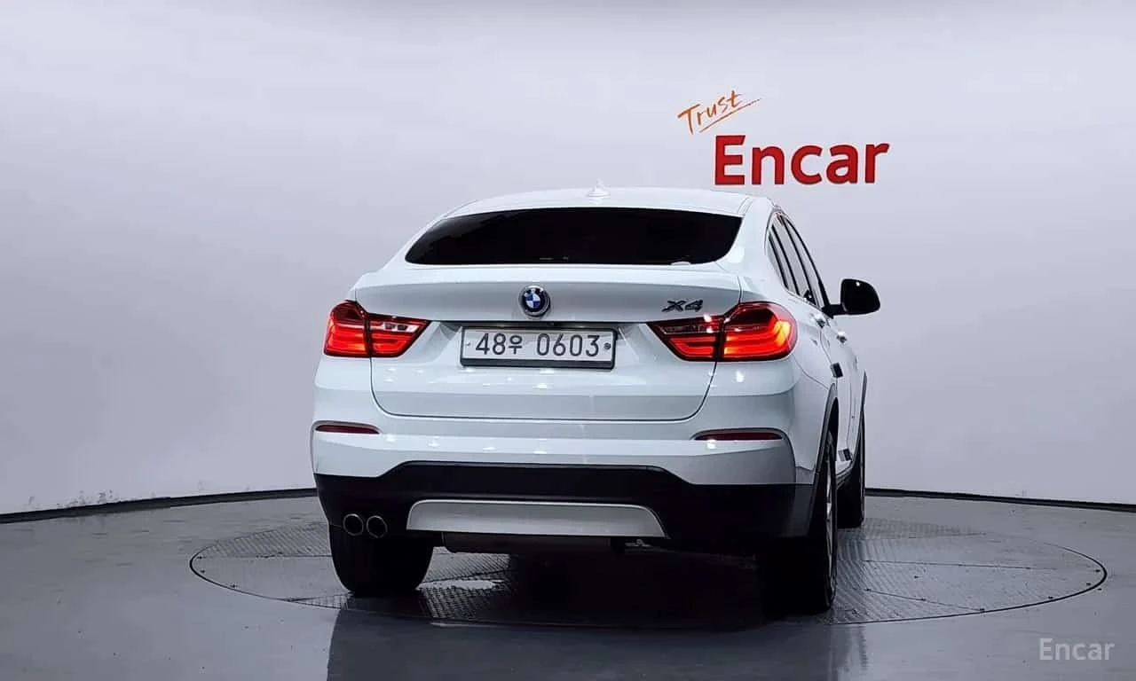 BMW X4 * xDrive30d M Sport Package * ЦЕНА ДО БГ, снимка 4 - Автомобили и джипове - 56165130