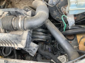 Renault Master 2.5dci, снимка 14 - Бусове и автобуси - 53694877