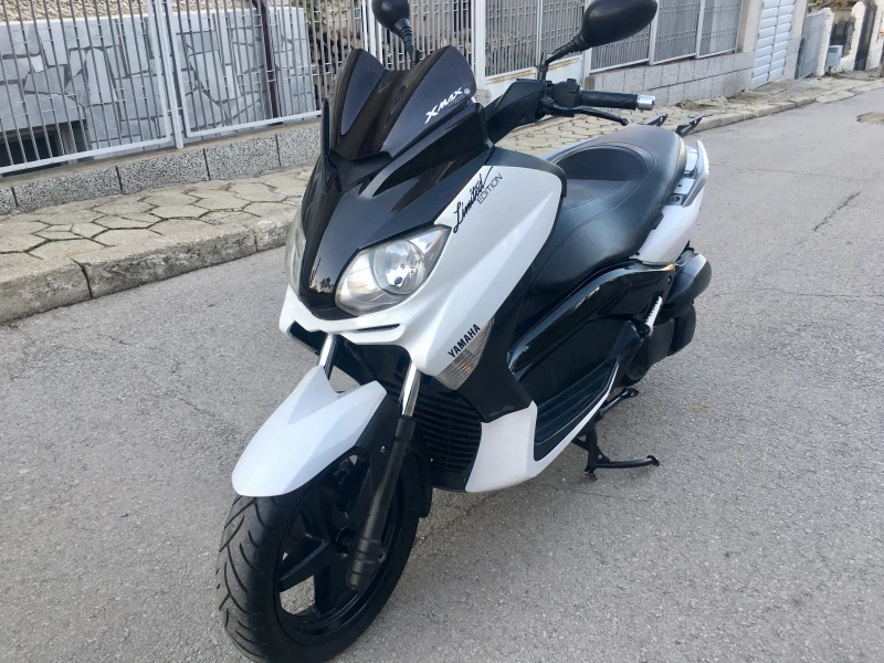 Yamaha X-max 250i
