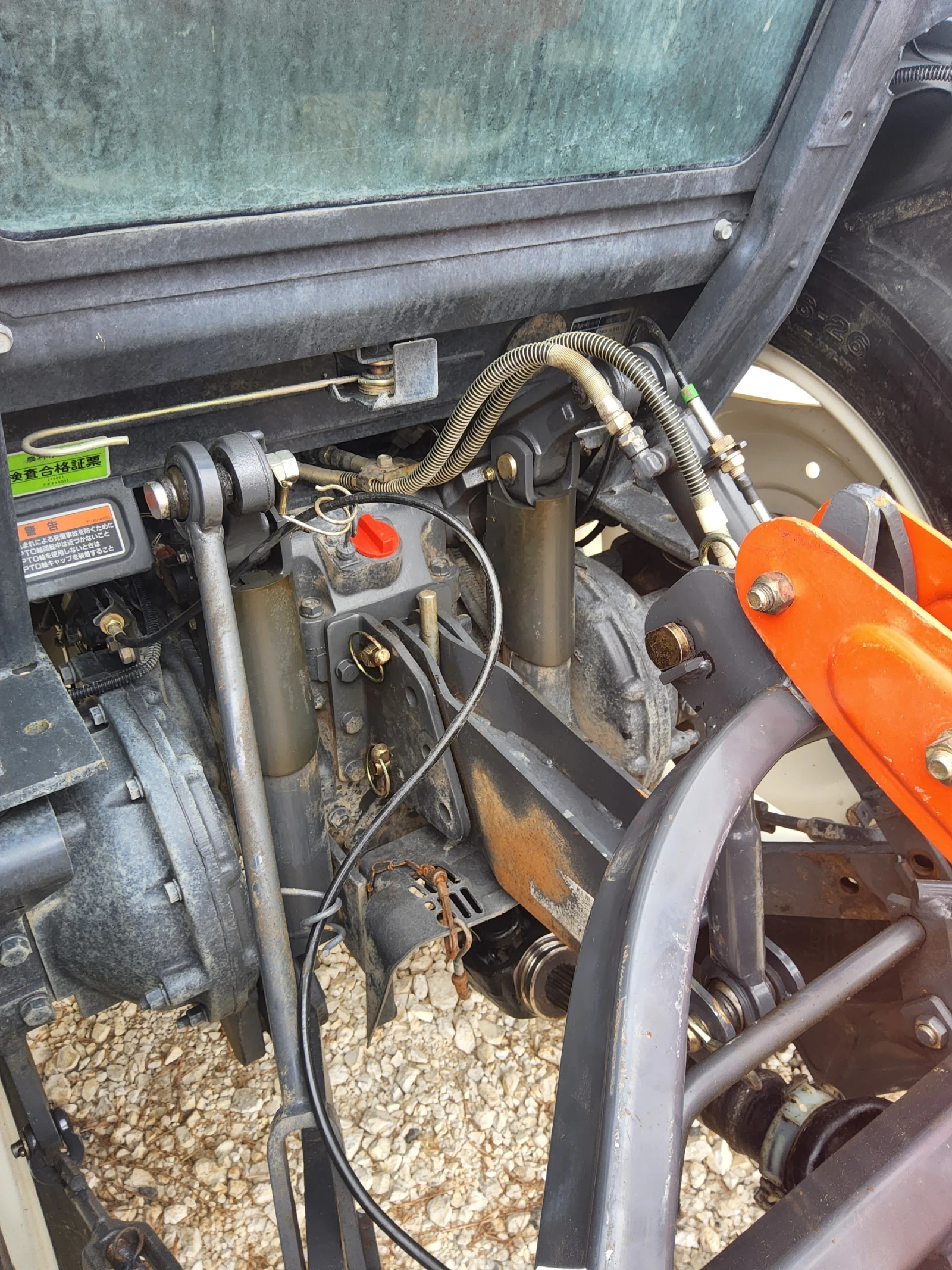 Трактор Kubota  KL43 - изображение 7