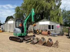 Багер JCB 8030, снимка 1