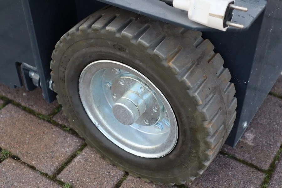 Автовишка Друга марка Bravi LUI HD WD Leonardo, снимка 4 - Индустриална техника - 54064507