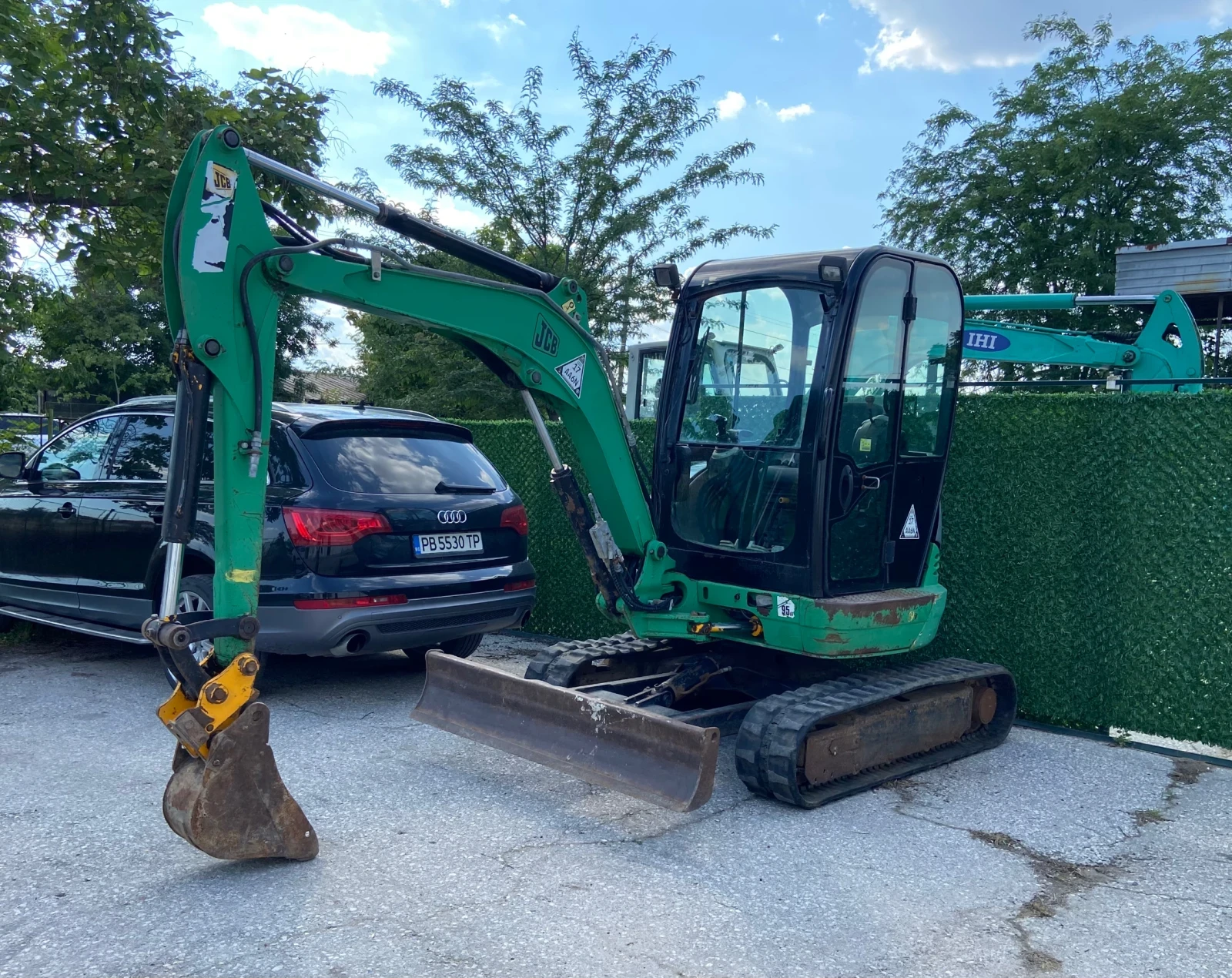 Багер JCB 8030